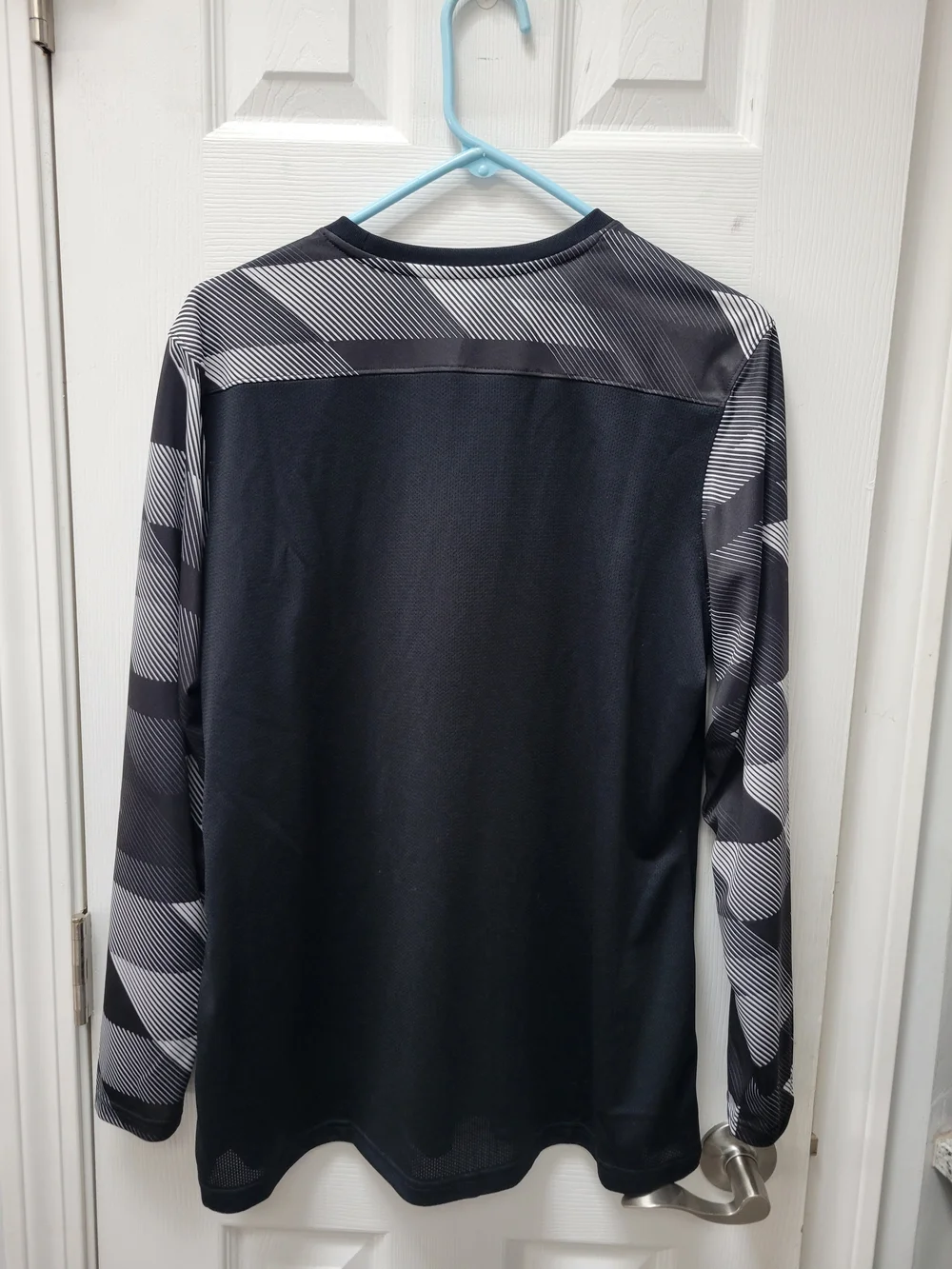 Nike Women's Black Long-Sleeve Soccer Goalie Jersey